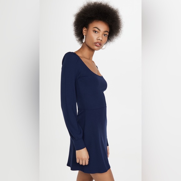 Reformation Linah Dress in Navy Size Medium - Picture 6 of 11